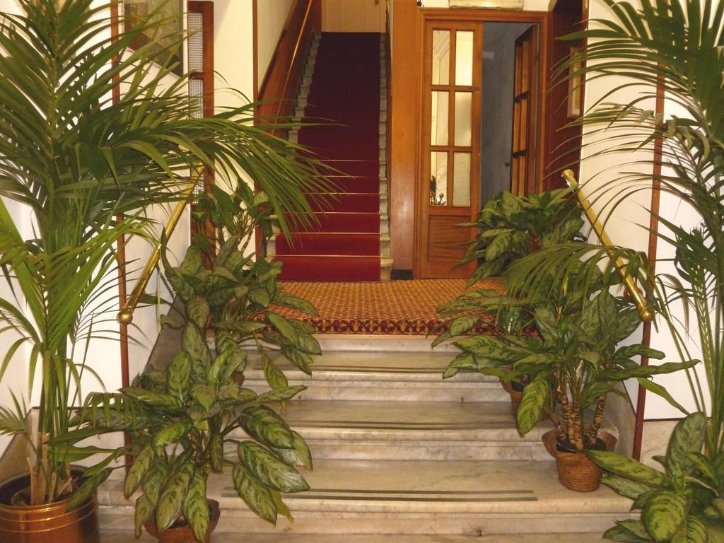 Hotel Agnello D'Oro Genova Exteriör bild